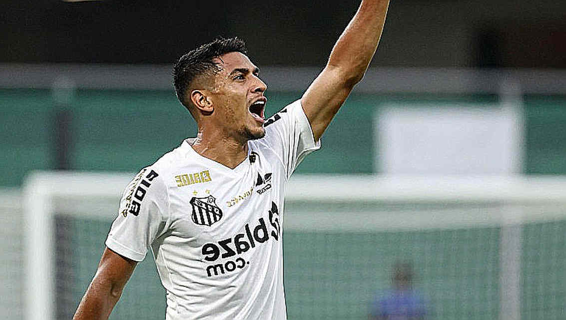 মেয়াদ লেখা একটা নাম: কুয়েট, ফেনারবাহচে এবং 'নতুন কোচ ঘোষণা না হওয়া পর্যন্ত'