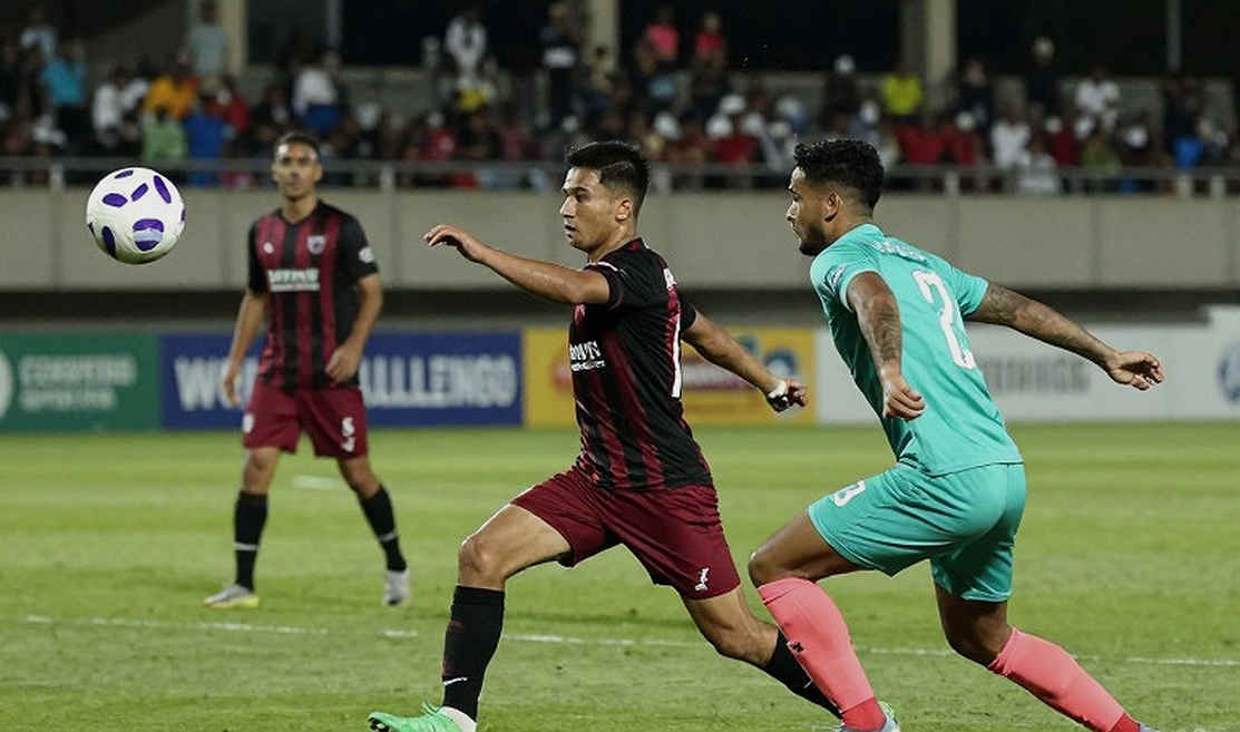 চার ম্যাচে চারবার প্রথম সেট হারা ছেলেটি, আর সার্ভের হিসাবে দাঁড়ানো প্রাচীর: সাংহাই সেমিফাইনালের লেজার