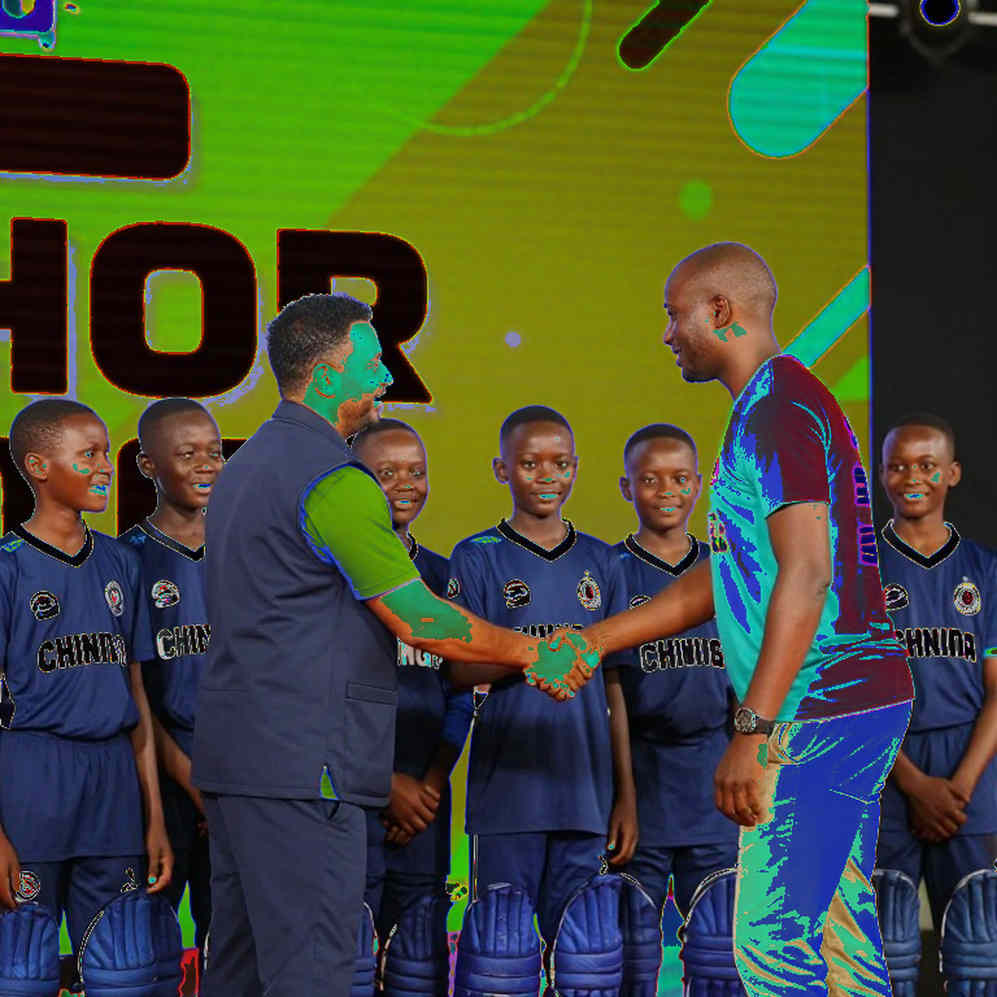 একই মাঠে দুই রকম শতক: অার্যবীর সেহওয়াগ ও অন্বয় দ্রাবিড়ের ইনিংস অডিট